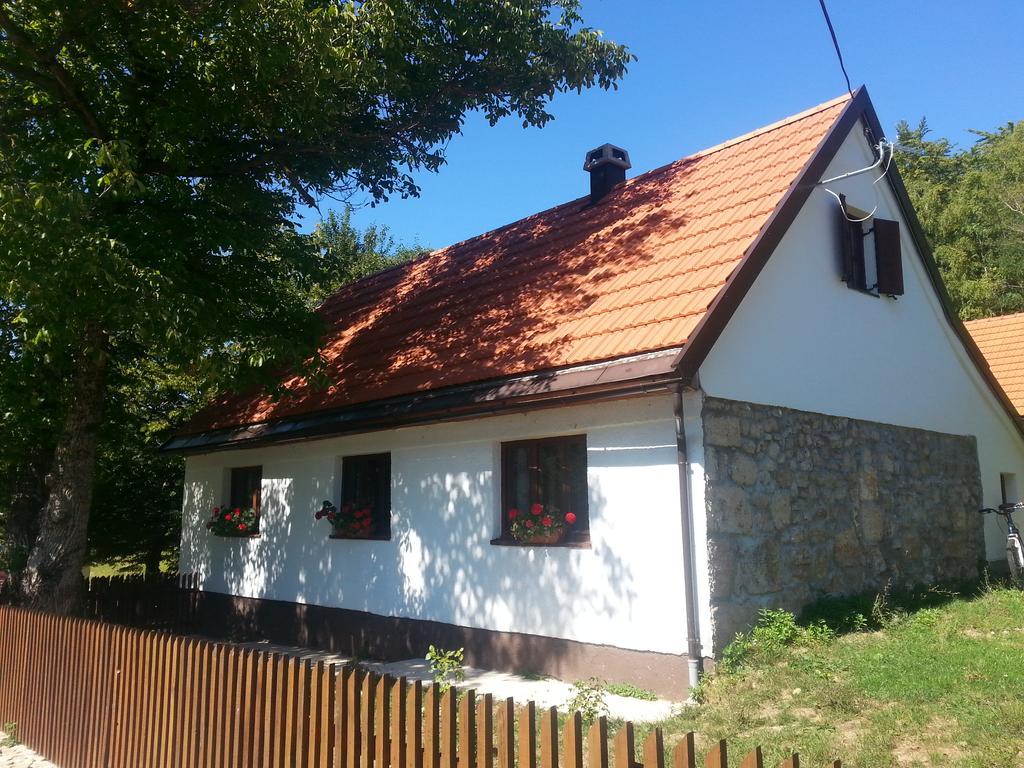 Holiday Home Rizvan City Brusane Buitenkant foto